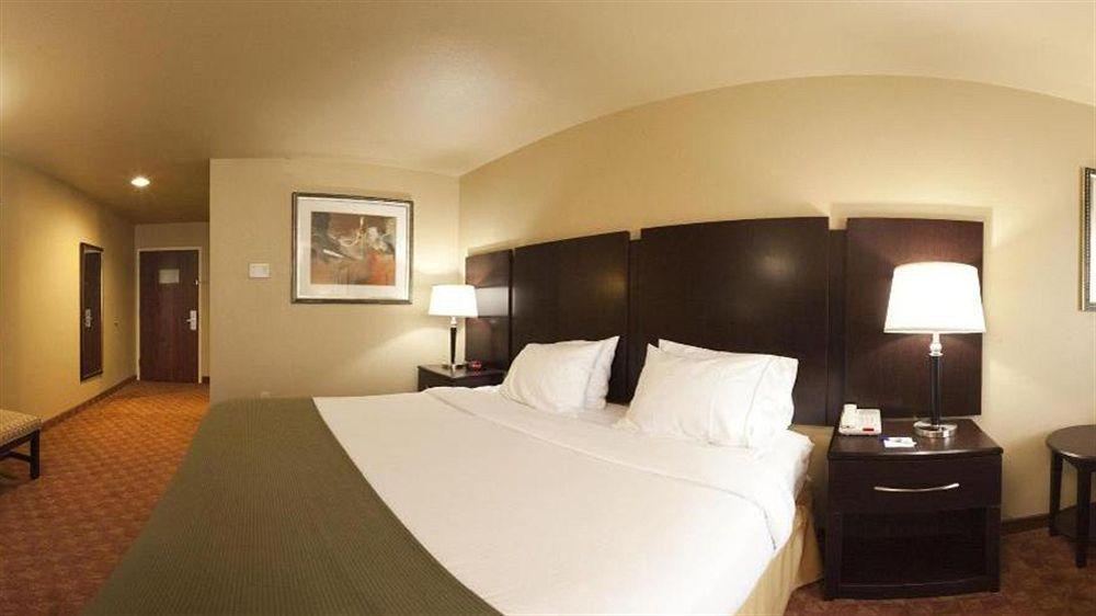 Holiday Inn Express Hotel & Suites Muskogee By Ihg Eksteriør bilde